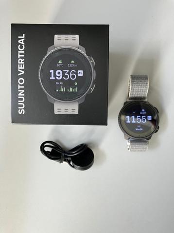Suunto Vertical Titanium Solar beschikbaar voor biedingen