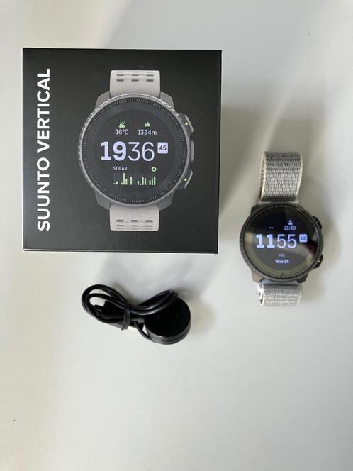 Suunto Vertical Titanium Solar, Handtassen en Accessoires, Sporthorloges, Gebruikt, Grijs, Ophalen