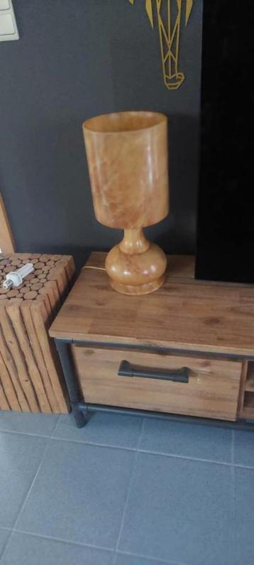 Mooie jaren 70 honing onyx lamp gratis verzending  beschikbaar voor biedingen