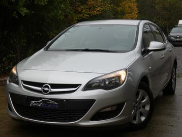 Opel Astra 1.4i 03/2014 157297Km Euro5 Airco Full Carnet !! disponible aux enchères