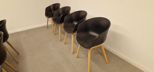 Hay stoelen AAC22, Huis en Inrichting, Stoelen, Gebruikt, Vijf, Zes of meer stoelen, Hout, Kunststof, Zwart, Ophalen of Verzenden