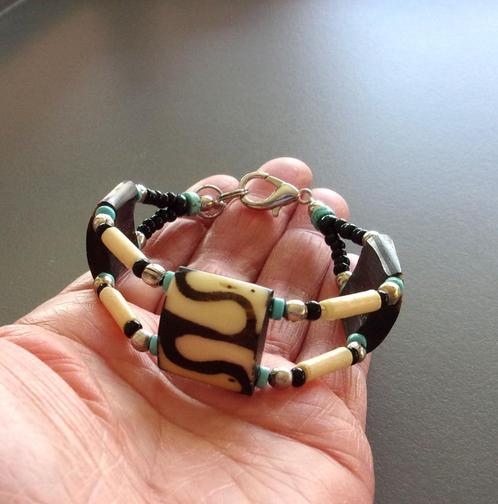 Indiaanse armband 2 rijen voor man of vrouw in turkoois, bot, Handtassen en Accessoires, Armbanden, Nieuw, Overige materialen