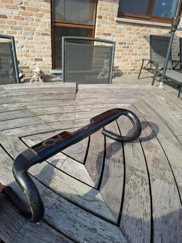 Deda rs stuur carbon  beschikbaar voor biedingen
