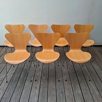 7 chaises Arne Jacobsen Fritz Hansen, Enlèvement