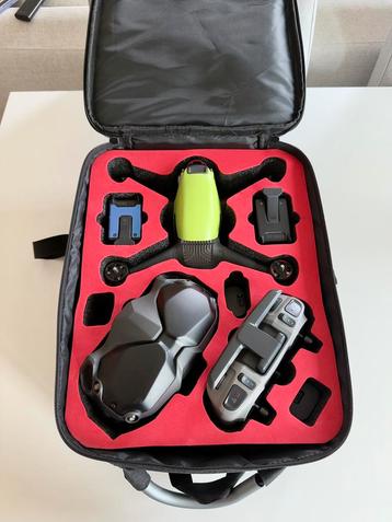 DJI FPV, combo fluide more avec boites de transport beschikbaar voor biedingen