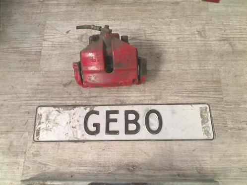 REMKLAUW RECHTS VOOR Volkswagen Golf VI (5K1), Auto-onderdelen, Remmen en Aandrijving, Volkswagen, Gebruikt