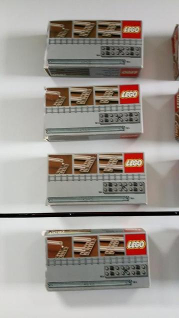 Te koop ! Lego  7850 en 7851 Treinsporen !