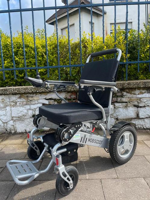 Fauteuil roulant électrique pliable MOBISCOOT état neuf, Divers, Chaises roulantes