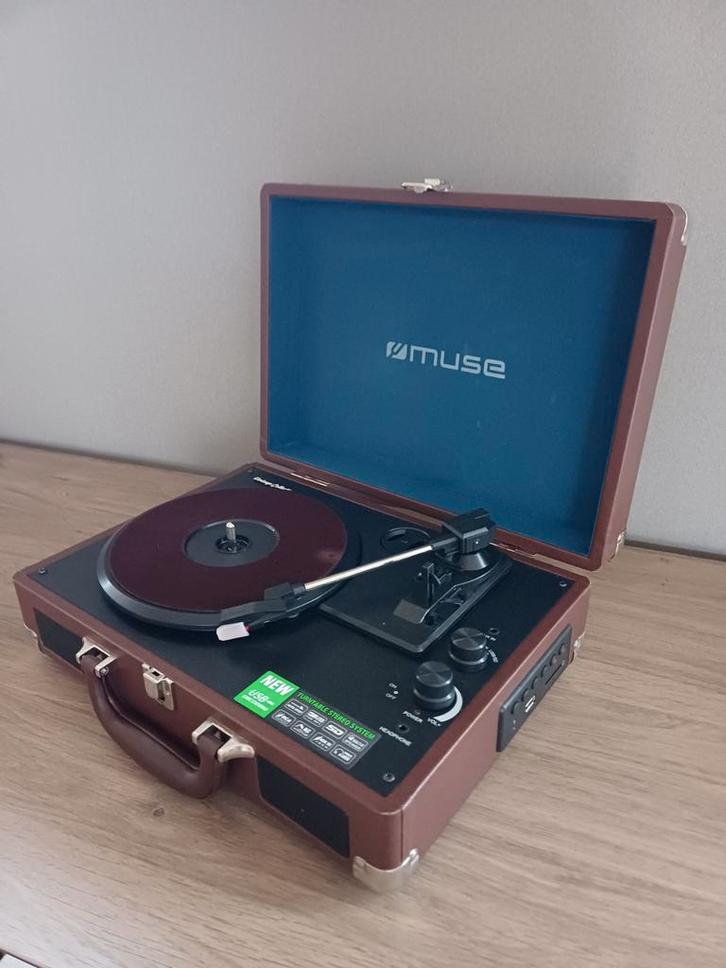 Elektrische platenspeler in koffer, Audio, Tv en Foto, Platenspelers, Zo goed als nieuw, Platenspeler, Ophalen