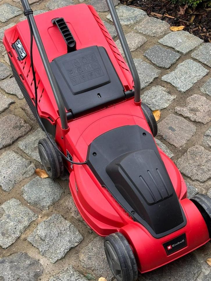 Electrische grasmaaier, Tuin en Terras, Grasmaaiers, Nieuw, Elektrische grasmaaier, 30 t/m 39 cm, Cirkelmaaier, Opvangbak, Ophalen