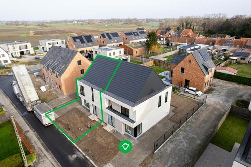 HALF-OPEN NIEUWBOUWWONING MET 4 SLAAPKAMERS EN TUIN ICHTEGEM, Immo, Maisons à vendre, Province de Flandre-Occidentale, 200 à 500 m²