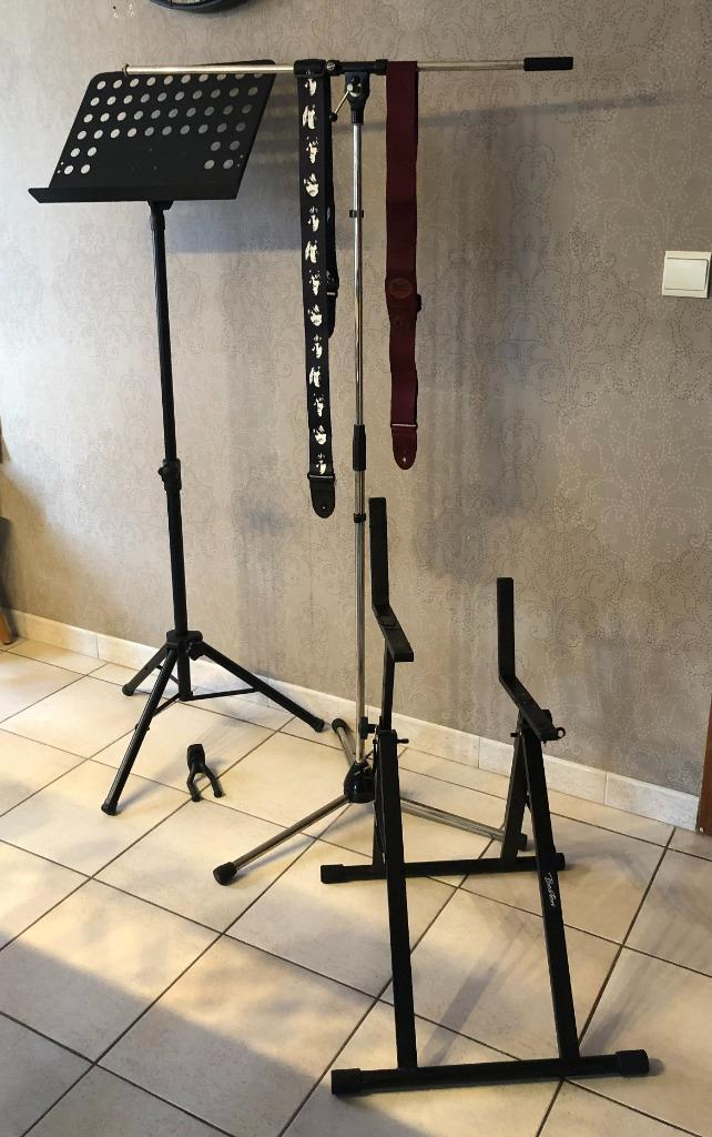 Set voor Muzikanten, Muziek en Instrumenten, Standaarden, Gebruikt, Instrumentstandaard, Gitaar, Microfoon, Ophalen