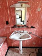 Pombak met kranen en spiegel, Huis en Inrichting, Badkamer | Badkamermeubels, Ophalen