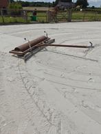 Rouleau herse niveleuse pour piste équestre