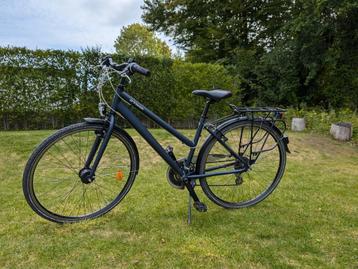 Damesfiets medium hoprider 100 beschikbaar voor biedingen