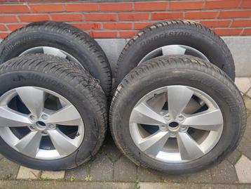 Banden met velgen 215/65 R 17 M+S Skoda kodiaq beschikbaar voor biedingen