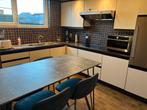 Complete keuken inclusief toestellen , tafel en barstoelen, Huis en Inrichting, Keuken | Complete keukens, Ophalen, Gebruikt, Wit