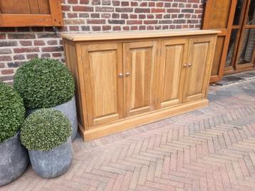 Eiken dressoir  beschikbaar voor biedingen