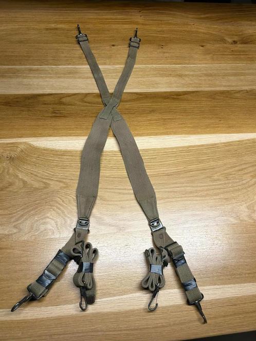 WWII brelage U.S. modèle 1936 couleur claire, Verzamelen, Militaria | Tweede Wereldoorlog, Overige soorten, Overige typen, Verzenden