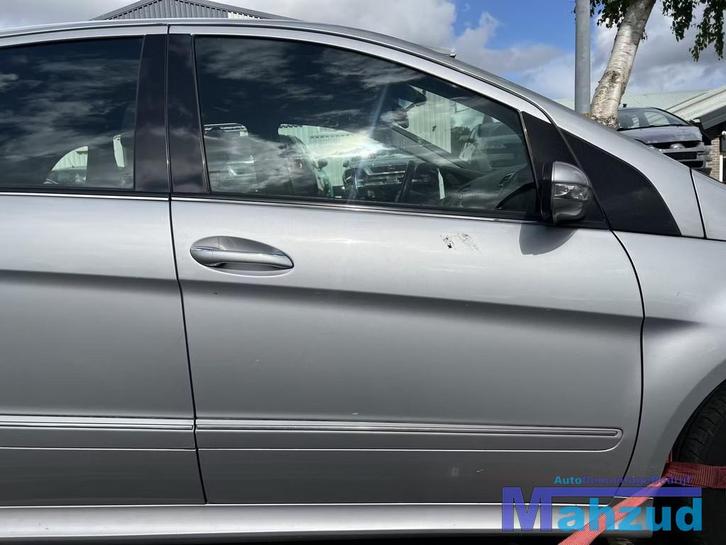 MERCEDES B KLASSE W245 ZILVER 761 rechts voor deur 2005-2011, Auto-onderdelen, Carrosserie, Deur, Mercedes-Benz, Voor, Rechts