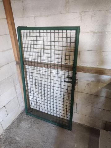 Hekkens afsluiting beschikbaar voor biedingen