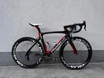 Pinarello Dogma f10 + carbon velgenset & campagnolo set beschikbaar voor biedingen