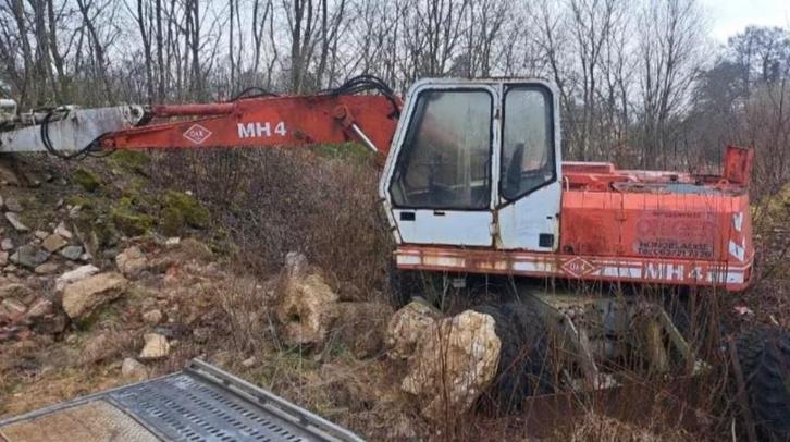 Machine o&k mh4, Articles professionnels, Machines & Construction | Grues & Excavatrices, Enlèvement