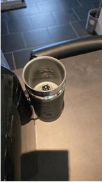 Machine à café à dosettes NESPRESSO MOUSSEUR À LAIT noir, Enlèvement ou Envoi, Utilisé, Machine à espresso