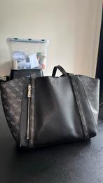 GUESS handtas, Gebruikt, Zwart, Leer, Ophalen