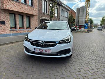 Opel Astra 1.4 Turbo 150PK - FULL OPTIONAL - LED MATRIX, Auto's, 4 cilinders, Wit, Leder, Astra