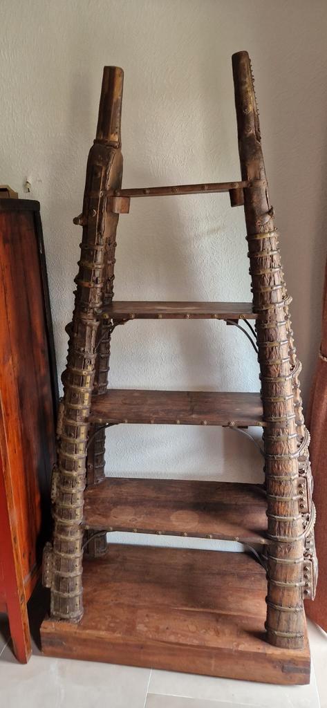 Unieke eyecatcher! Indische ossenkar kast antiek, Huis en Inrichting, Kasten | Boekenkasten, Zo goed als nieuw, 100 tot 150 cm