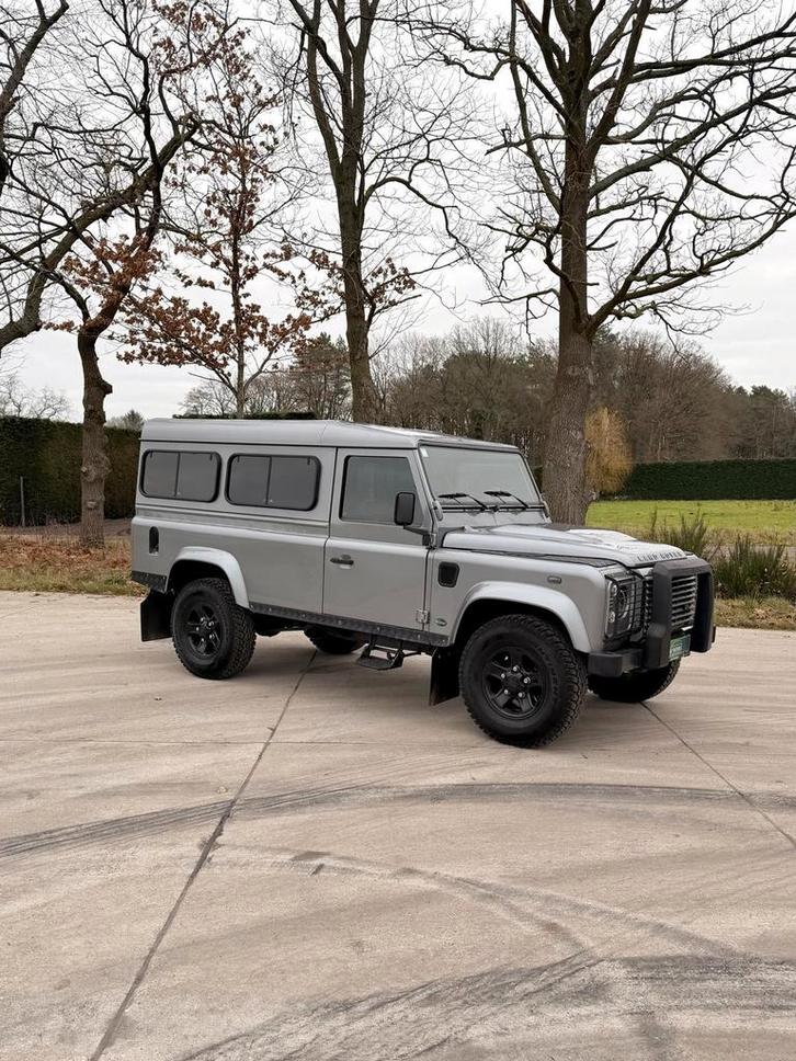 Defender 110 2.2 tdci last generation, Autos, Land Rover, Entreprise, Achat, 4x4, ABS, Caméra de recul, Air conditionné, Alarme