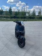 Ik heb auto gehaald en deze scooter gebruik ik niet veel, Fietsen en Brommers, Ophalen of Verzenden, Zo goed als nieuw