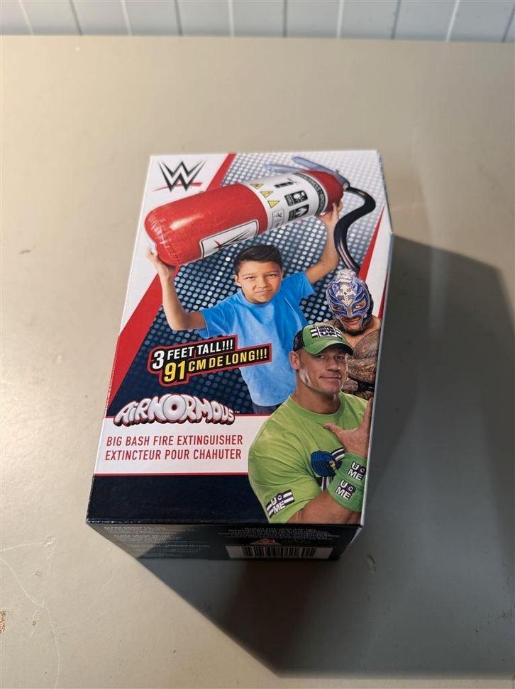 Airnormous WWE Brandblusser - WWF Opblaasbare Speelgoed Vers, Verzamelen, Speelgoed, Nieuw, Ophalen of Verzenden