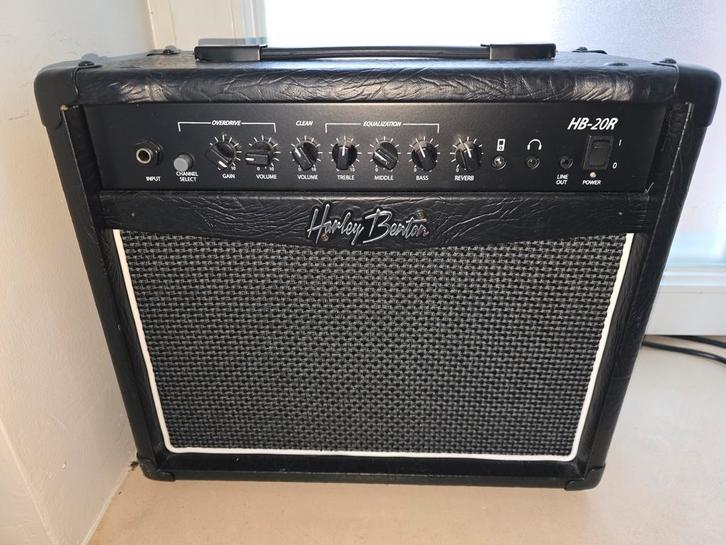 Versterker Harley Benton HB-20R voor gitaar, Muziek en Instrumenten, Versterkers | Bas en Gitaar, Gebruikt, Gitaar, Minder dan 50 watt
