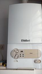 vaillant  turbo tec pro, Doe-het-zelf en Bouw, Chauffageketels en Boilers, Ophalen, Zo goed als nieuw, Boiler