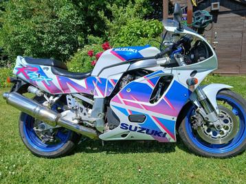 RARE GSXR 750W 1992 JOE BAR TEAM 100PC ORIGINE beschikbaar voor biedingen