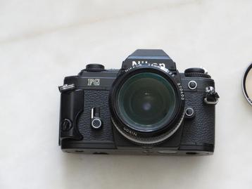 Nikon analoog materiaal beschikbaar voor biedingen