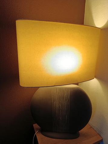 VLOERLAMP beschikbaar voor biedingen