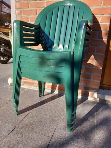 Kunststof Tuinstoelen beschikbaar voor biedingen
