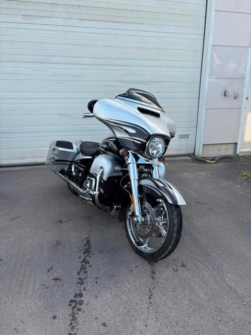 Harley Davidson Street Glide CVO Hard Candy, Motoren, Motoren | Harley-Davidson, Particulier, Toermotor, meer dan 35 kW, 2 cilinders