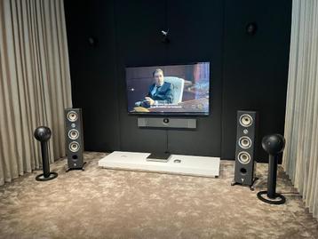 Devialet Phantom 108dB Stereo + Tree Stands beschikbaar voor biedingen