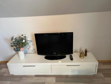 Tv meubel XOOON beschikbaar voor biedingen