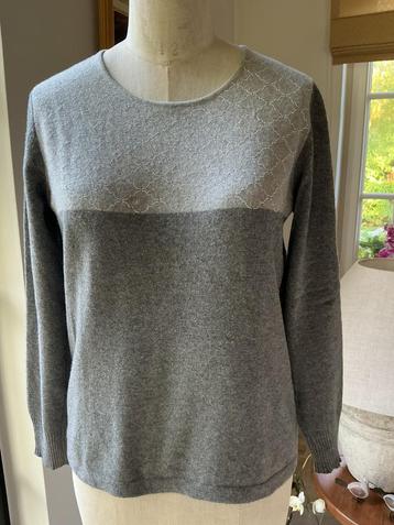 Trui schuurwol/cashmere, maat 40 beschikbaar voor biedingen