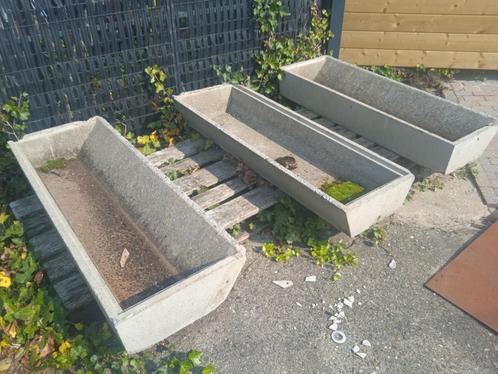 Betonnen troggen / bloembakken / voederbakken, Jardin & Terrasse, Bacs à fleurs & Jardinières, Utilisé, Enlèvement