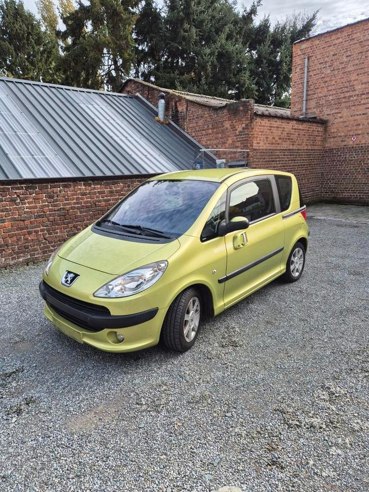 Peugeot 1007 essence 1.4 automatique roule très bien 12.2006, Auto's, Peugeot, Particulier, Airbags, Airconditioning, Benzine