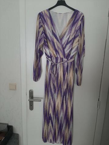 Robe longue  beschikbaar voor biedingen