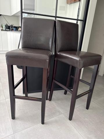 Tabourets de bar, Bois, Avec repose-pieds, 2 tabourets, Comme neuf