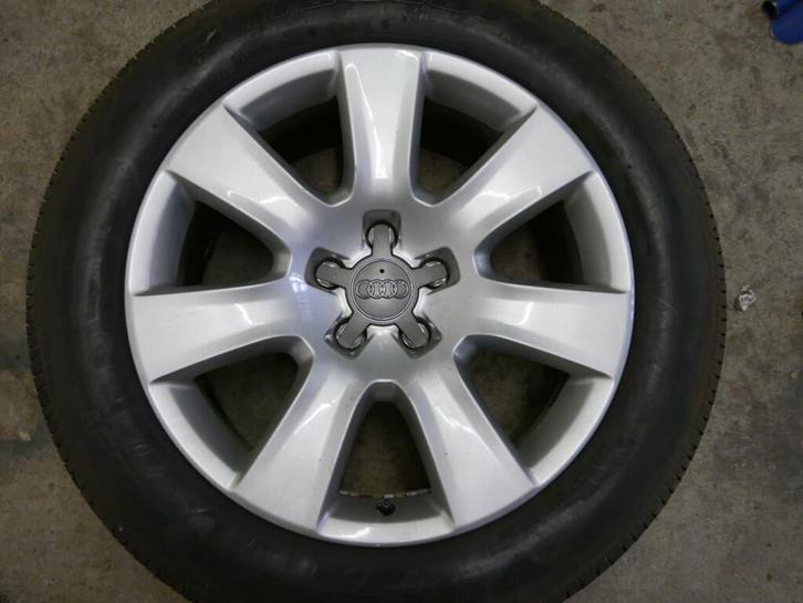 #304 Audi A8 zomerbandenset org. Audi 5x112 235/65/18, Auto-onderdelen, Banden en Velgen, Banden en Velgen, Zomerbanden, 18 inch