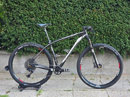 Merida Big Nine CF fiets - Maat 19 - Zeer goede staat, Fietsen en Brommers, Fietsen | Mountainbikes en ATB, Zo goed als nieuw
